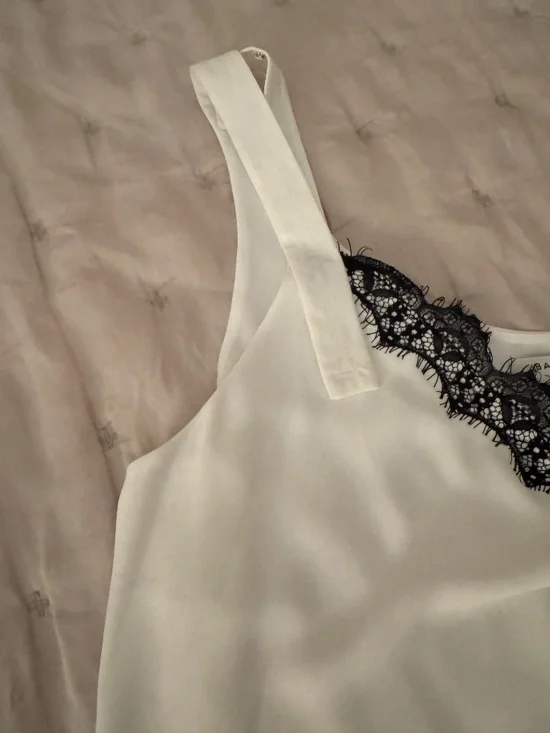 Babaton Tank with Lace Trim - size L - Picture 2 of 5